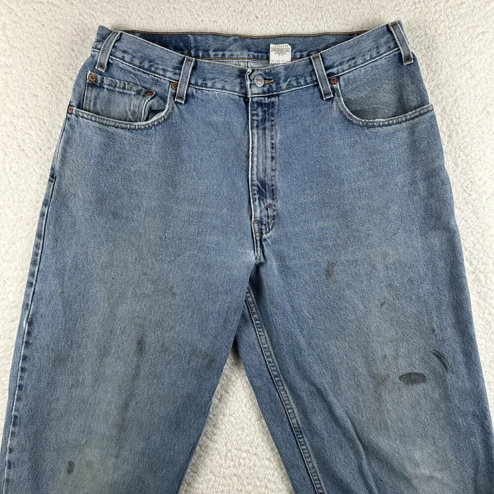 Vtg Levis 560 Jeans Mens 34x33 Light Stone Wash Blue Relaxed Tapered Zip Fly Y2K